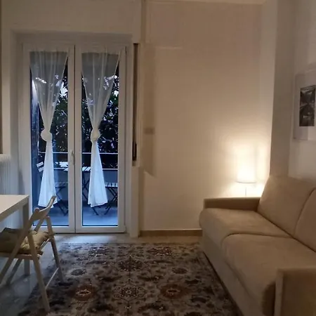 Smart Porta Venezia Fashion District Apartmán