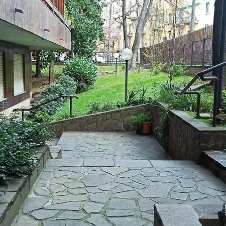 Smart Porta Venezia Fashion District Apartamento